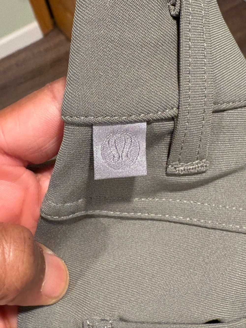 Lululemon ABC Classic-Fit 5 Pocket Pant
Warpstreme - Picture 4 of 6
